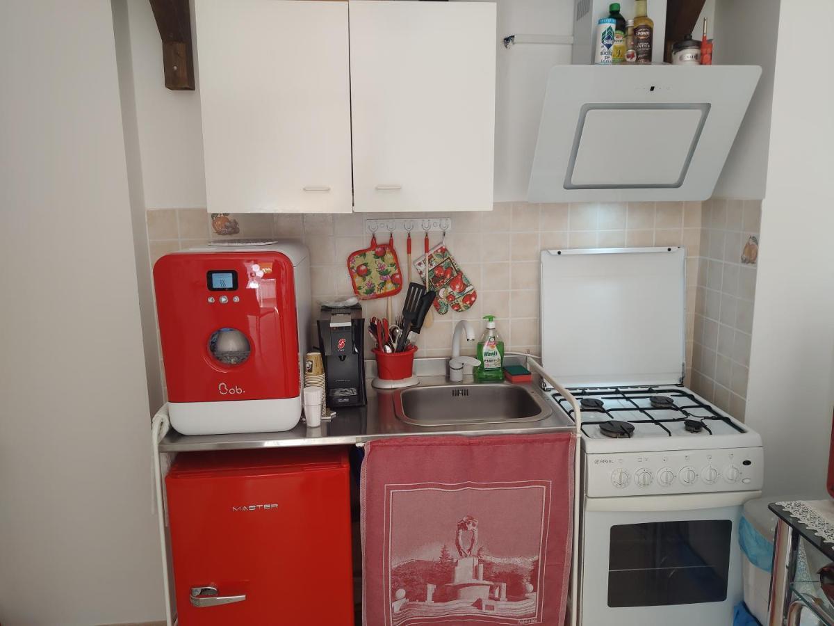 B&B Regina Margherita ラクイラ エクステリア 写真